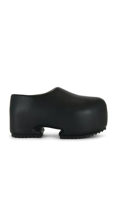 Yume Yume Clog In Black