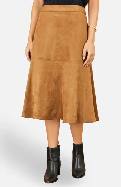 Yumi Faux Suede Midi Skirt In Brown