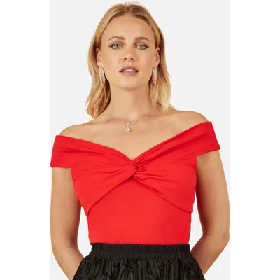 Yumi Short Sleeve Knot Detail Bardot Top In Red