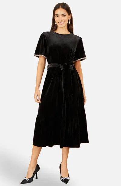 Yumi Velvet Embellished Sleeve Midi Dress In Blue