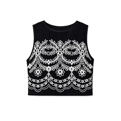 Yumi Embroidered Crop Top In Black