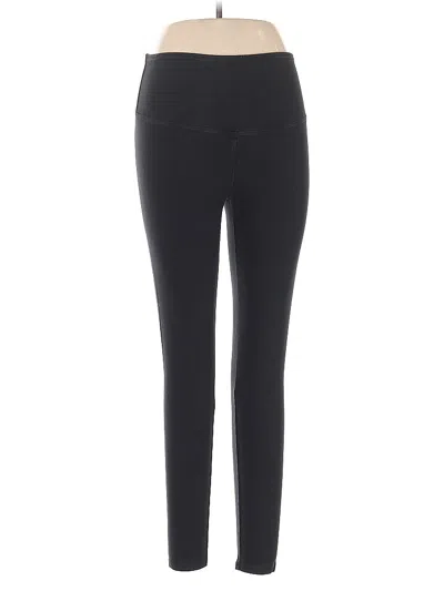 Pre-owned Yummie Active Pants In Black
