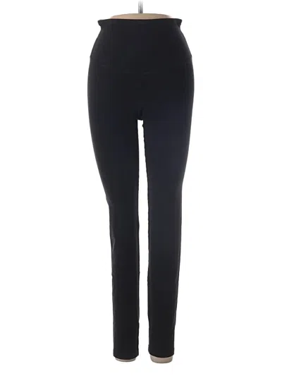 Pre-owned Yummie Active Pants In Black