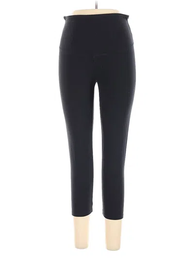 Pre-owned Yummie Active Pants In Black