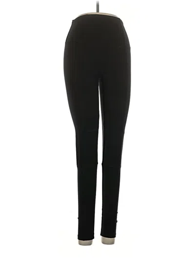 Pre-owned Yummie Active Pants In Black