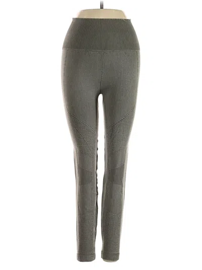 Pre-owned Yummie Active Pants In Gray