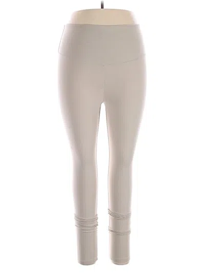 Pre-owned Yummie Active Pants In Gray