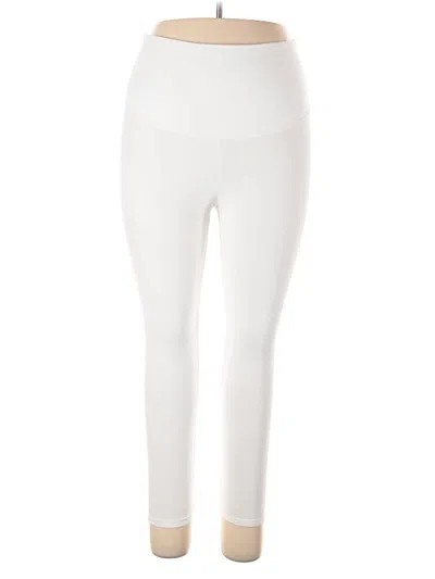 Pre-owned Yummie Active Pants In White