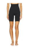 Yummie Seamless Solutions High Waist Thigh Shaper In Black