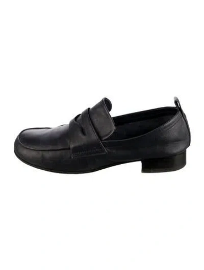 Pre-owned Yuni Buffa Leather Loafers In Black