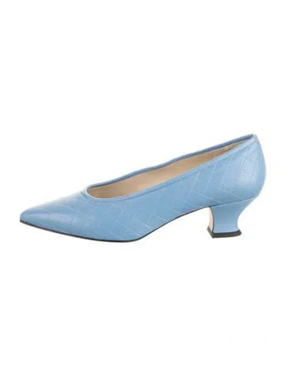 Pre-owned Yuni Buffa Leather Patterned Pumps In Blue