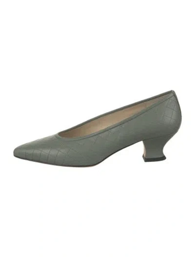 Pre-owned Yuni Buffa Leather Patterned Pumps W/ Tags In Green