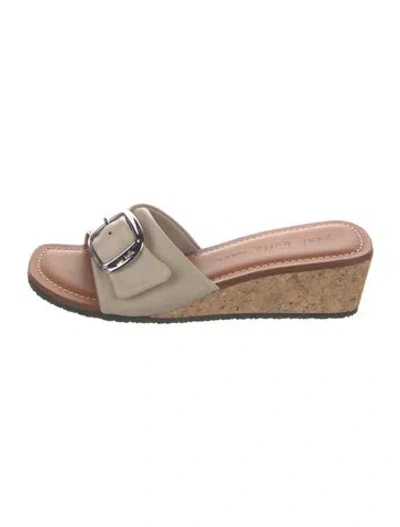 Pre-owned Yuni Buffa Leather Slides W/ Tags In Black/neutrals