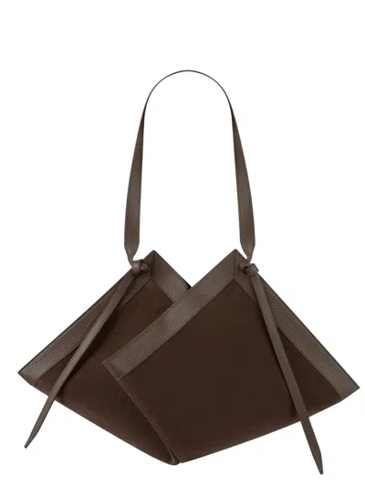 Yuzefi 尤泽菲·博萨“馄饨” In Brown