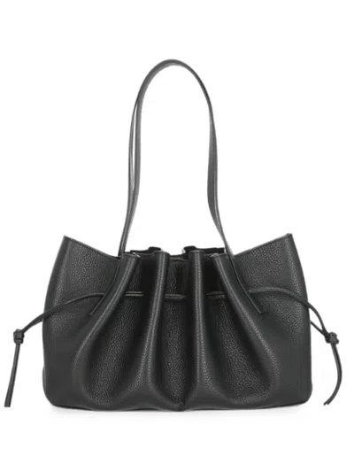 Yuzefi Scallop Shoulder Bag In Black