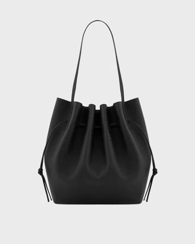Yuzefi Scallop-tote-pebble-grain-leather Svart In Black