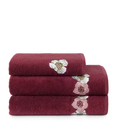 Yves Delorme Corolles Guest Towel In Red