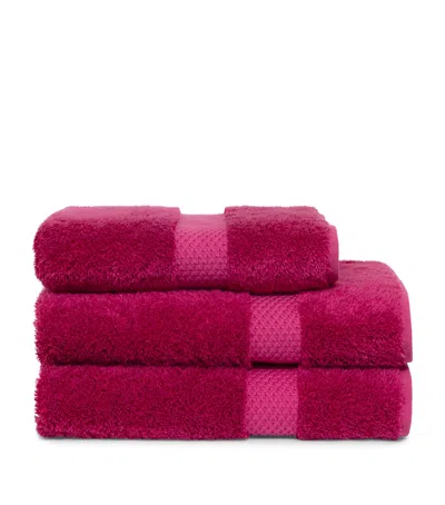 Yves Delorme Étoile Hand Towel In Pink