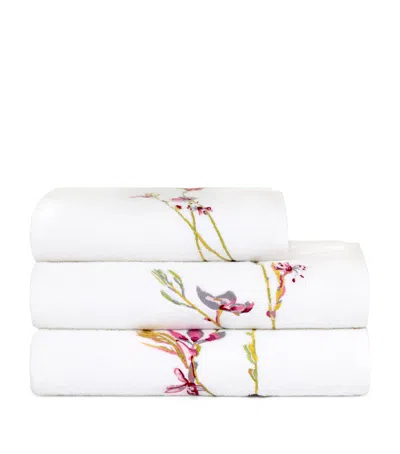 Yves Delorme Floral Gaura Hand Towel In White