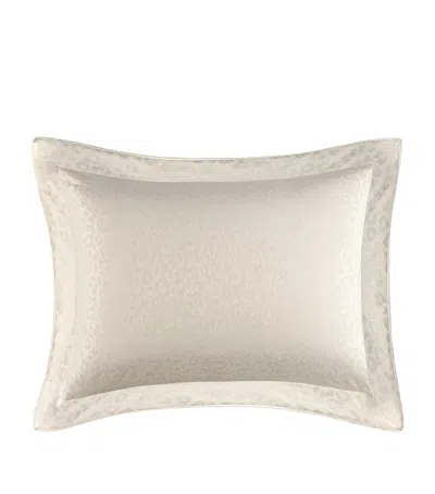 Yves Delorme Leopard Oxford Pillowcase In Neutral