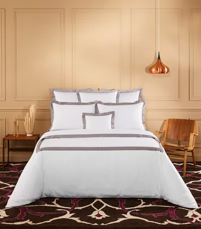 Yves Delorme Linea Platine Standard Oxford Pillowcase