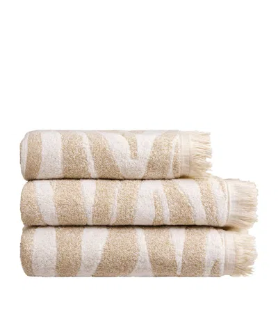 Yves Delorme Organic Cotton Faune Hand Towel (55cm X 100cm) In Beige