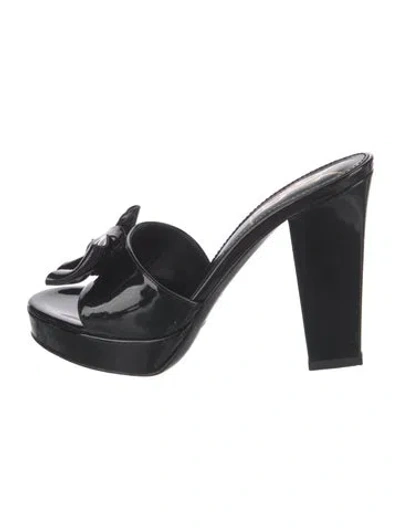 Pre-owned Yves Saint Laurent Rive Gauche Patent Leather Bow Accents Slides In Black