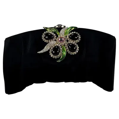 Pre-owned Yves Saint Laurent Rive Gauche S/s 2004 Yves Saint Laurent By Tom Ford Rhinestone Flower Silk Satin Clutch In Black