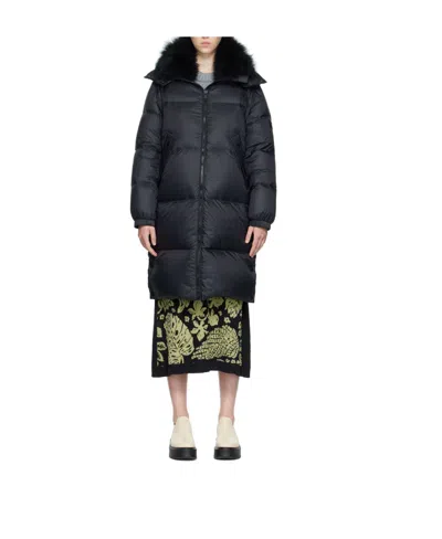 Yves Salomon Logo Quilted Down Jacket In Black