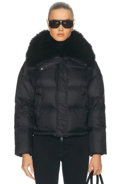 Yves Salomon Short Down Jacket In Black