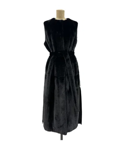 Yves Salomon Sleeveless Vest In Black