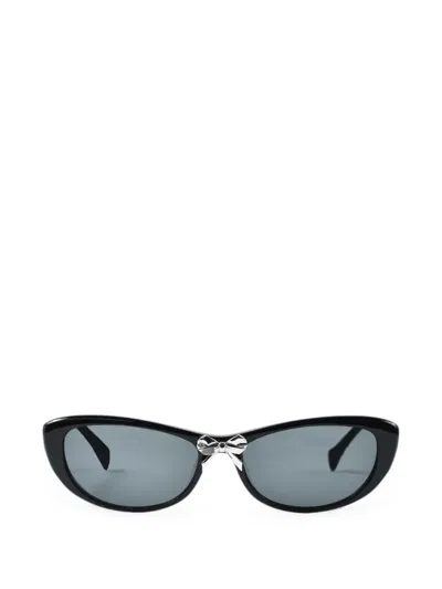 Yvmin Bow-detail Cat-eye Sunglasses In Black