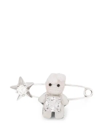 Yvmin Crystal-embellished Crochet Brooch In Metallic