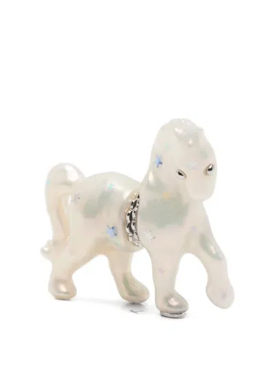 Yvmin Horse Star Earrings In White