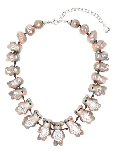 Yvmin Mini Pearlescent Bear Pearl Necklace In Neutrals
