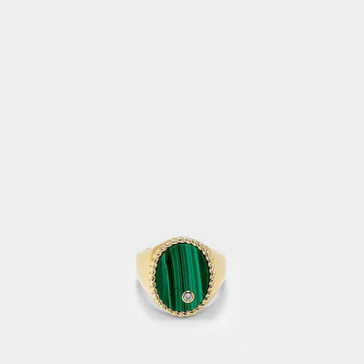 Yvonne Léon Yvonne Leon Oval Signet Ring In Gold