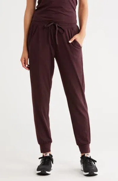 Z By Zella Aura Essential Joggers In Burgundy