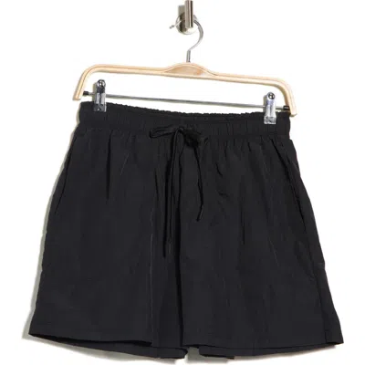 Z By Zella Breakaway Crinkled Long Shorts In Black