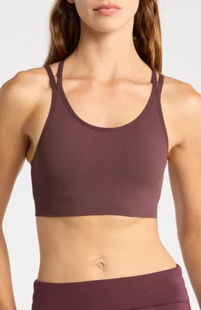 Z By Zella Crossback Seamless Sports Bra In Burgundy Fudge