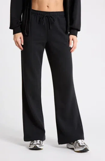 Z By Zella Feather Fleece Relaxed Flare Pants In Black