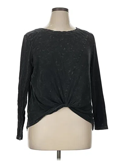 Pre-owned Z By Zella Long Sleeve T-shirt In Black