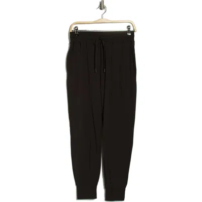 Z By Zella On The Move Pocket Joggers In Black