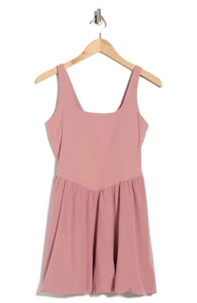 Z By Zella Outscore Hybrid Bubble Hem Dress In Pink