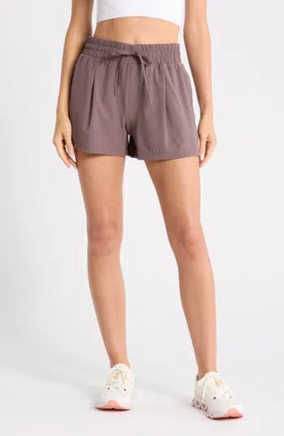 Z By Zella Venture Shorts In Brown