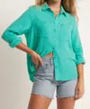 Z SUPPLY KAILI BUTTON UP GAUZE TOP IN CABANA GREEN