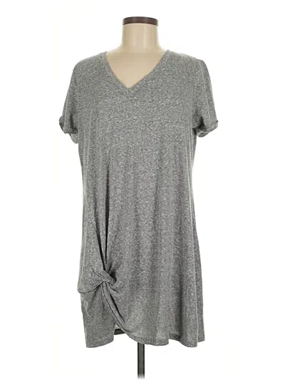 Pre-owned Z Supply Short Sleeve T-shirt In Gray