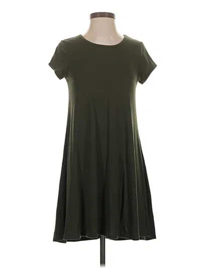 Pre-owned Z Supply Short Sleeve T-shirt In Green