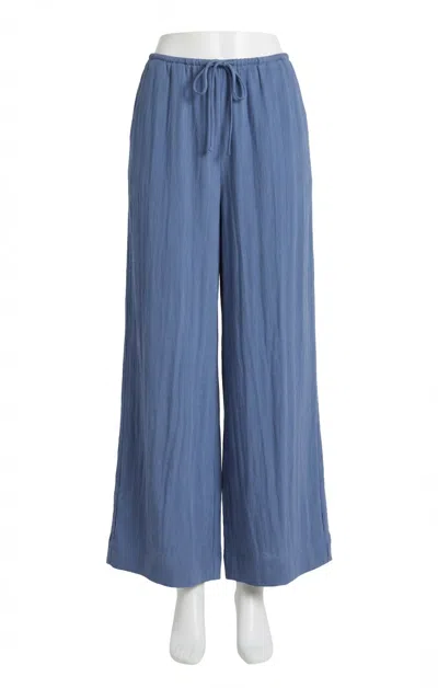 Z Supply Soleil Textured Pant In Riviera In Blue