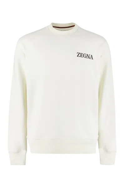 Z ZEGNA MEN'S WHITE EMBOSSED COTTON SWEATSHIRT WITH RIBBED EDGES AND FRONT LOGO