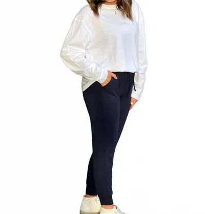 Zac & Rachel Two Pocket Tie Front Solid Jogger Pants In Navy In Blue